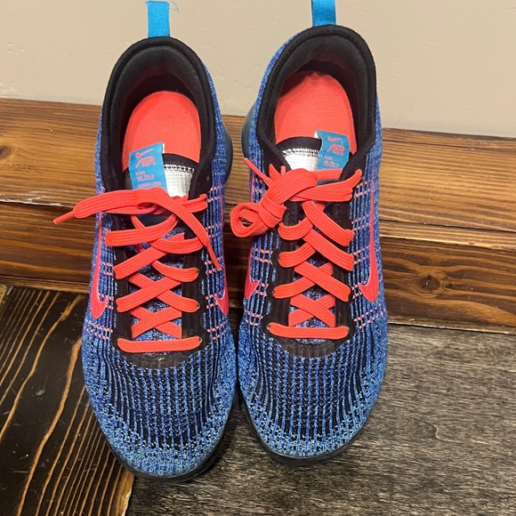 Nike Air VaporMax Flyknit Blue Fury GS - Picture 5 of 16
